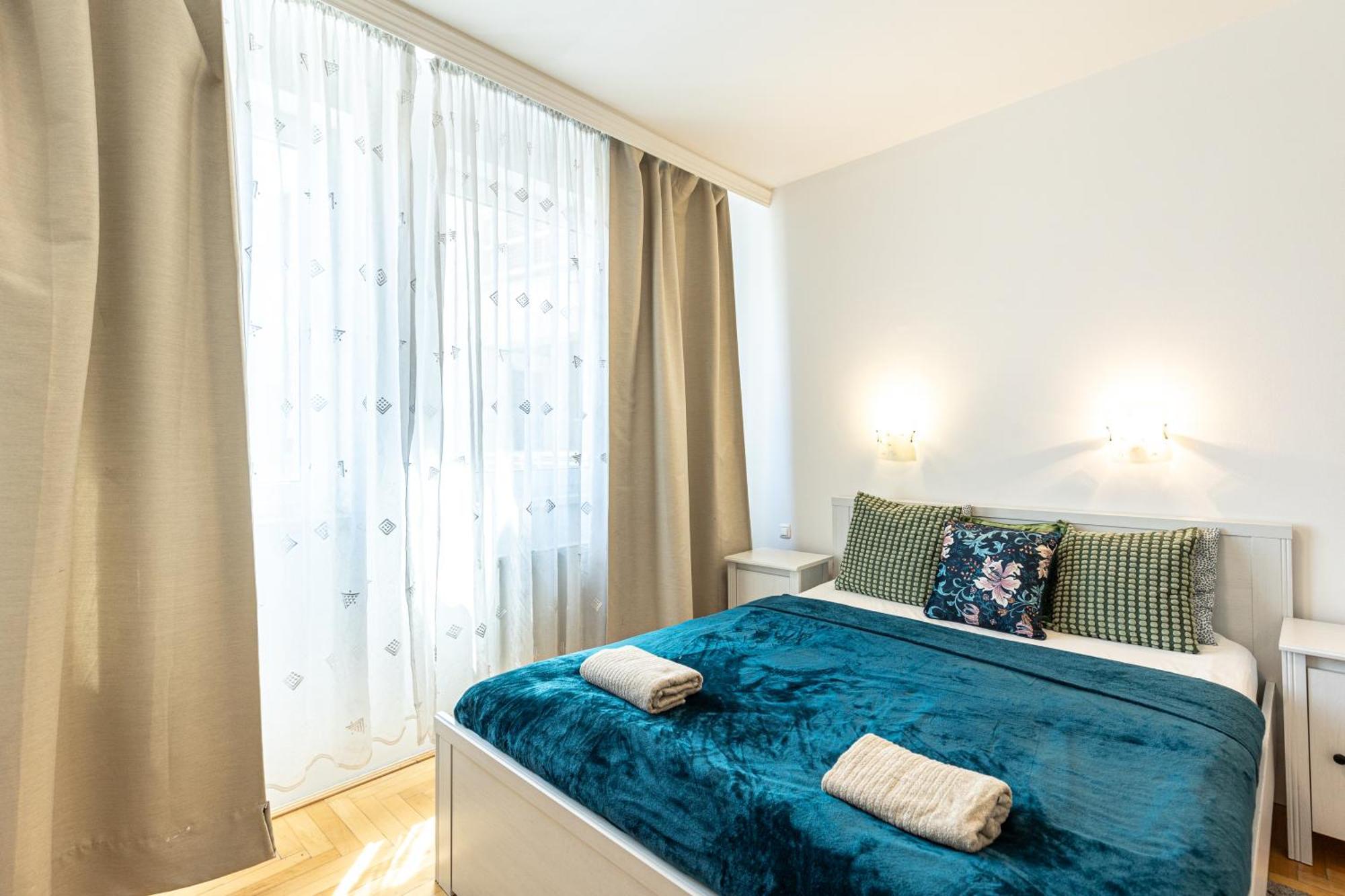 Gozsdu White Raven Residence 305 Будапеща Екстериор снимка