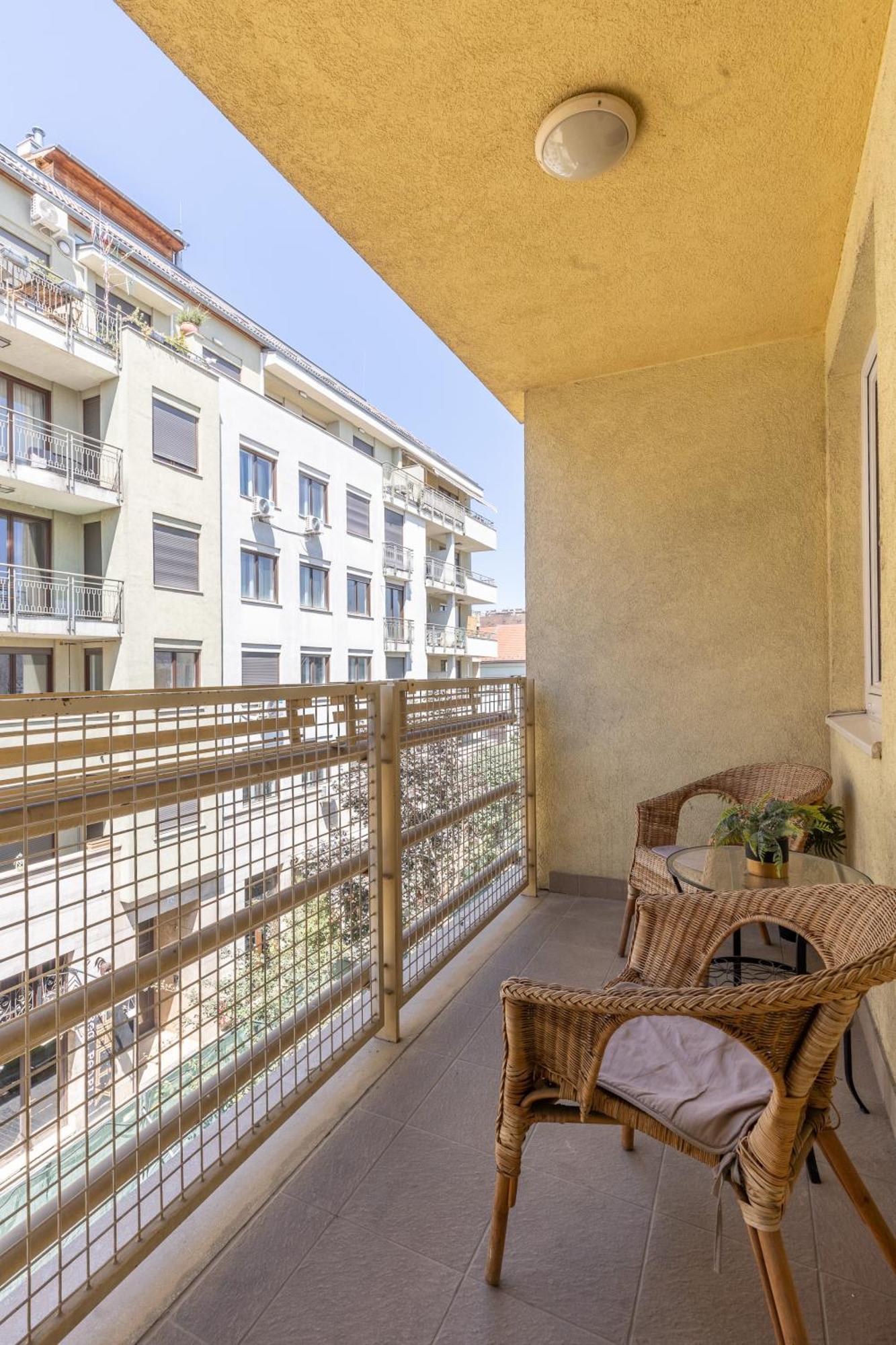 Gozsdu White Raven Residence 305 Будапеща Екстериор снимка